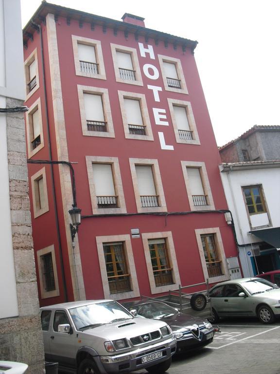 Hotel Los Robles Onís Εξωτερικό φωτογραφία
